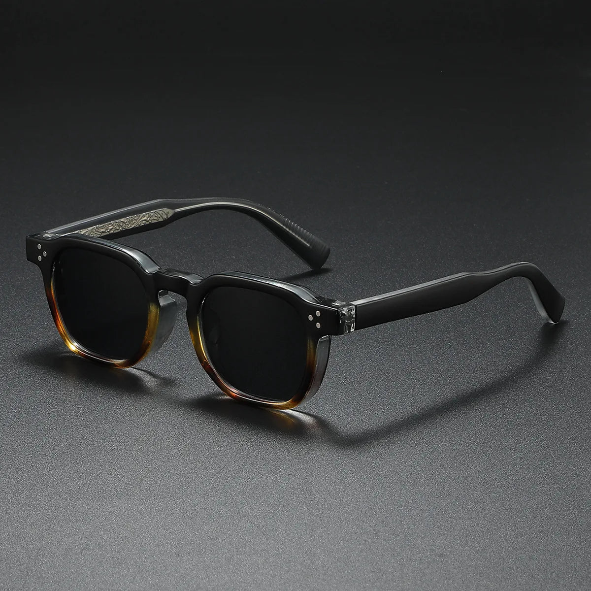 Stylish Unisex Polarized Sunglasses With UV400 Protection