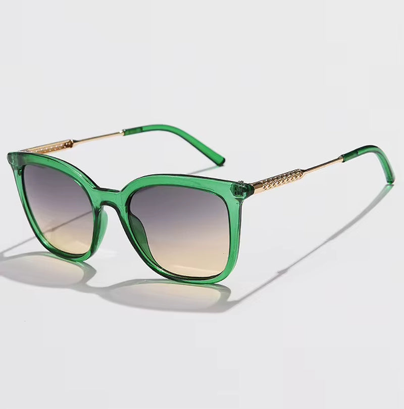 Sleek & Trendy Women's Sunglasses With UV400 Protection