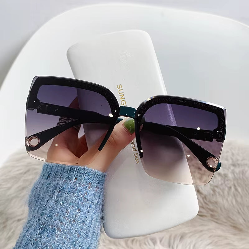 Women's Fashion Brand Style Sunglasses With UV400 Protection