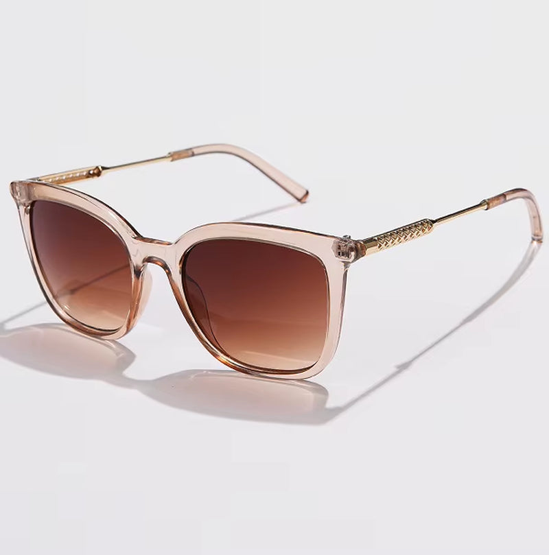 Sleek & Trendy Women's Sunglasses With UV400 Protection