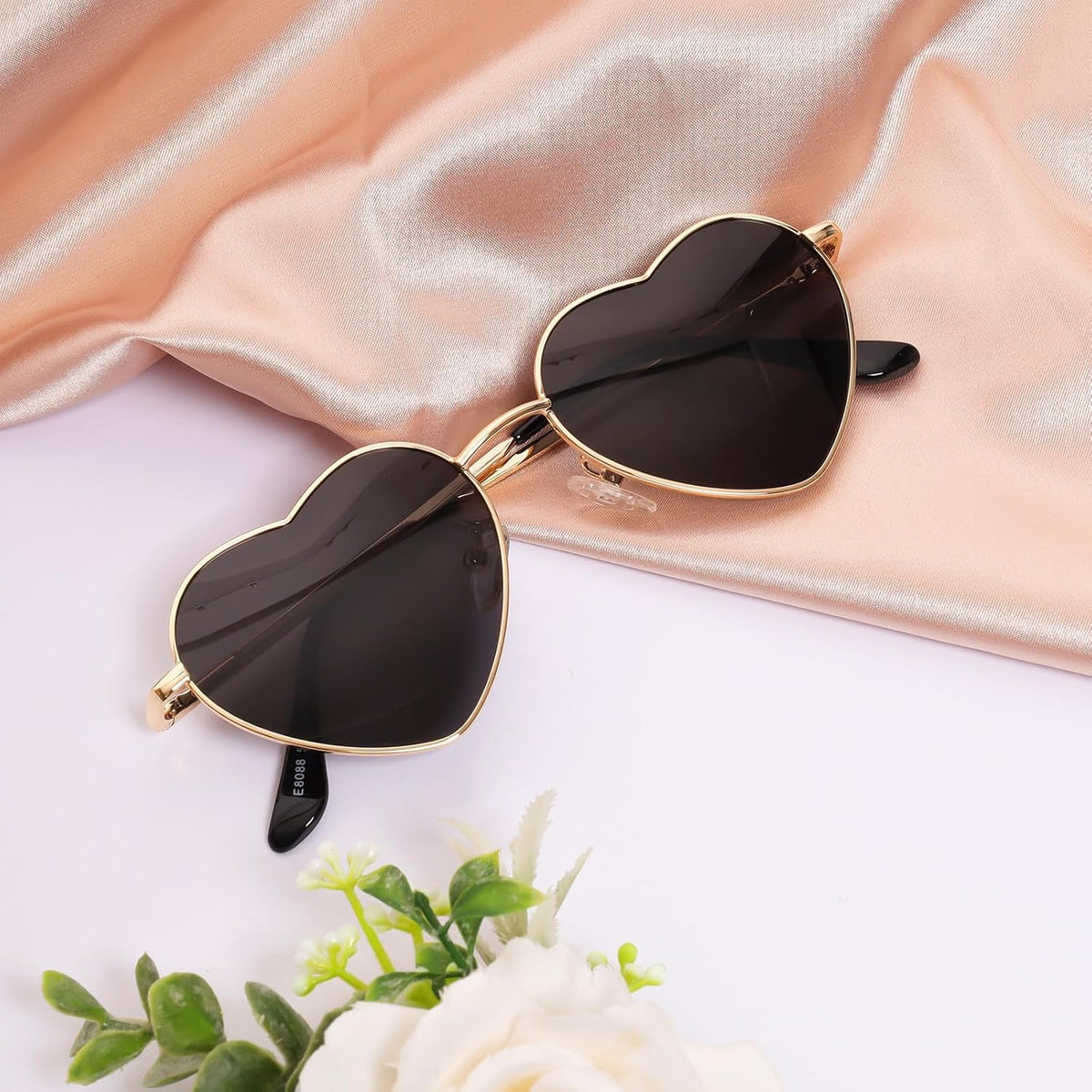 Women's Polarized Heart Shaped Sunglasses With UV400 Protection