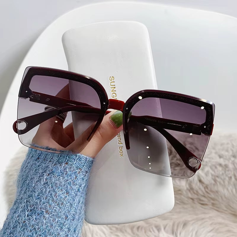 Women's Fashion Brand Style Sunglasses With UV400 Protection