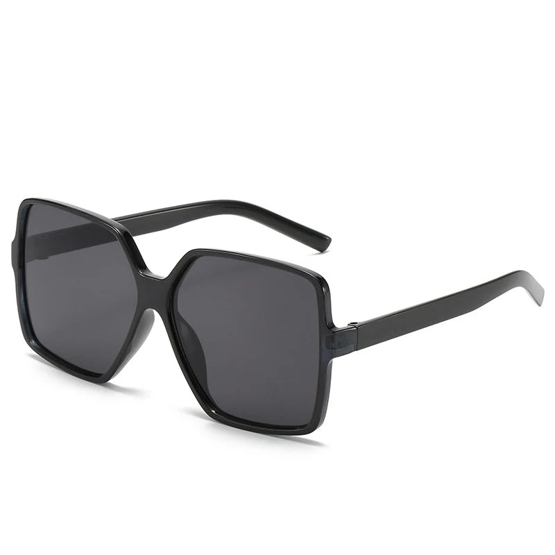 Women's Stylish Designer Gradient Sunglasses With UV400 Protection