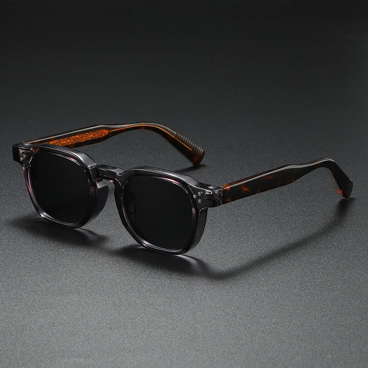 Stylish Unisex Polarized Sunglasses With UV400 Protection