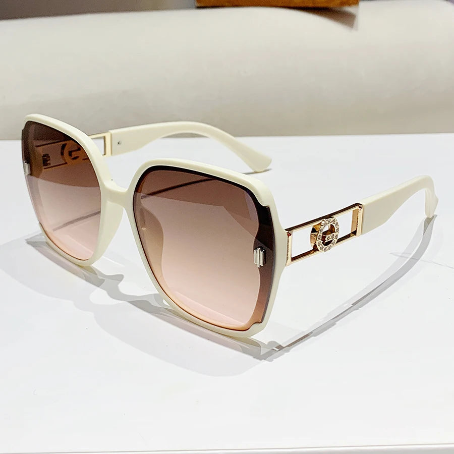Luxurious Trendy Designer-Style Sunglasses For Women