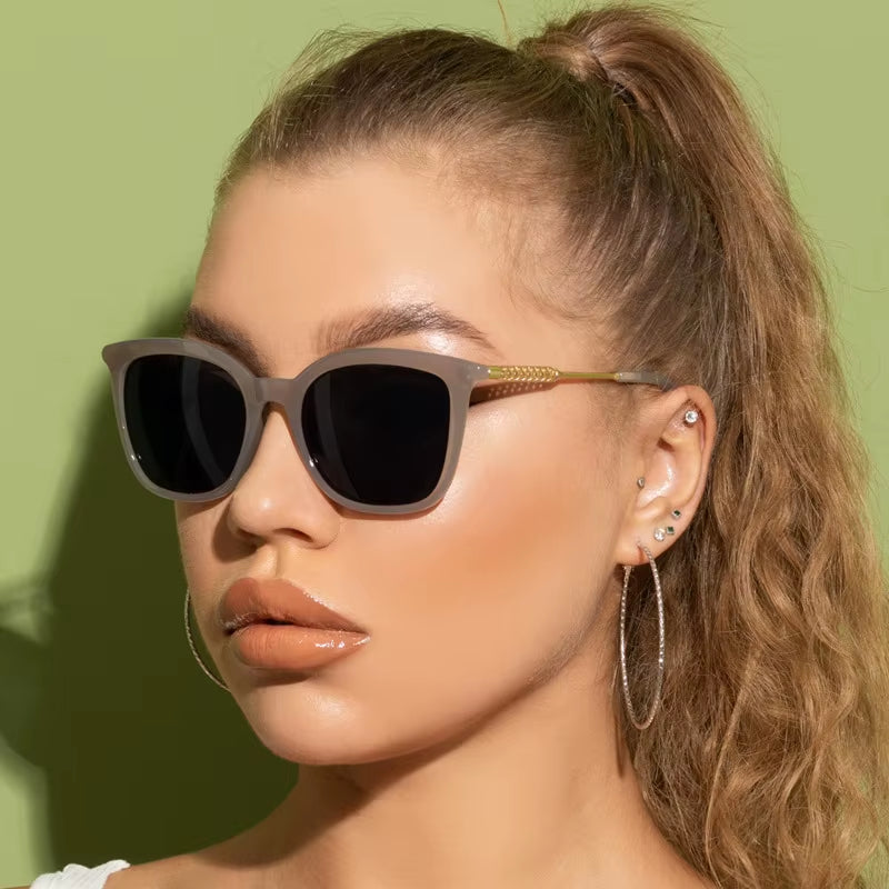 Sleek & Trendy Women's Sunglasses With UV400 Protection