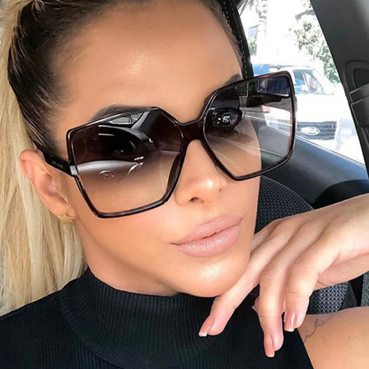 Women's Stylish Designer Gradient Sunglasses With UV400 Protection